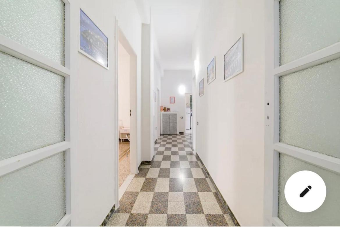 Camera Matrimoniale Privata In Appartamento Condivisibile Salerno Exterior foto